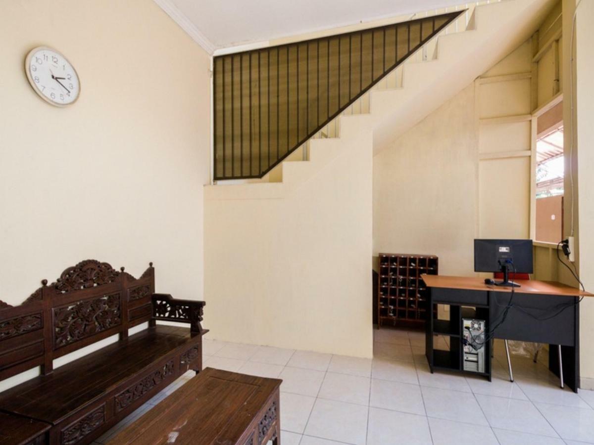 Guest house Reddoorz @ Nologaten Ambarukmo Yogyakarta